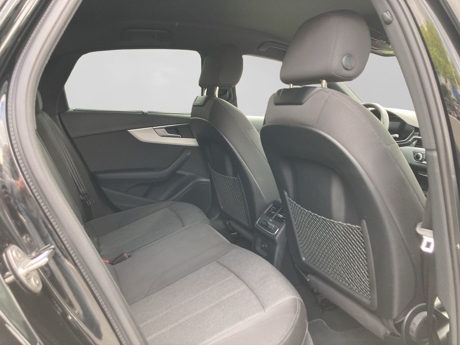 Audi A4 – Bild 6