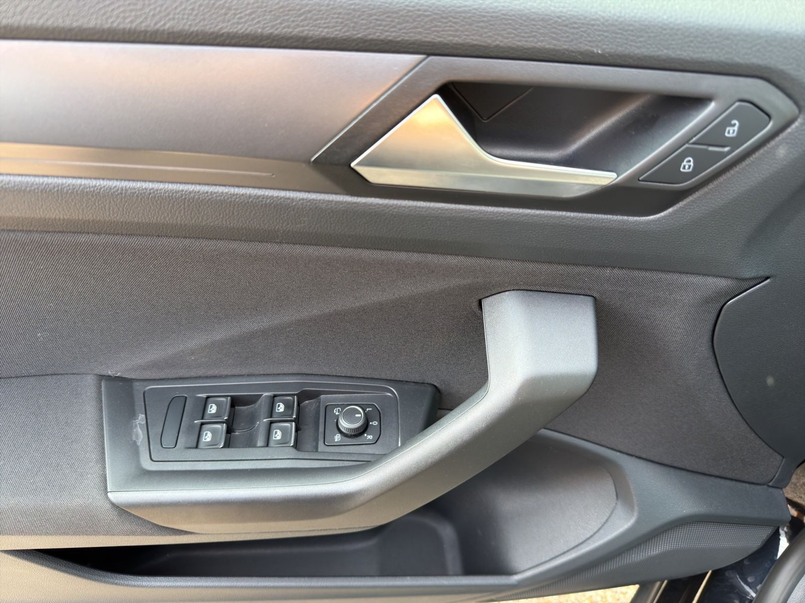 Volkswagen T-Roc Cabriolet – Bild 8