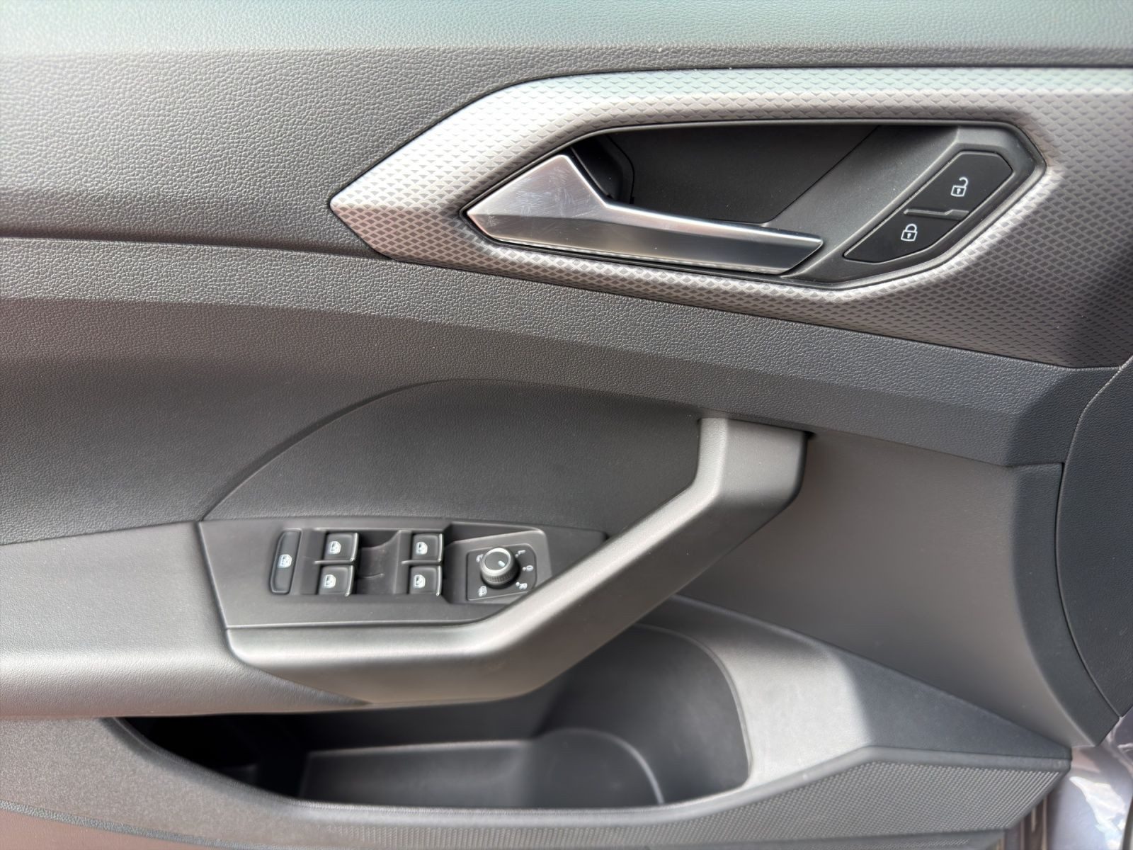 Volkswagen T-Cross – Bild 8