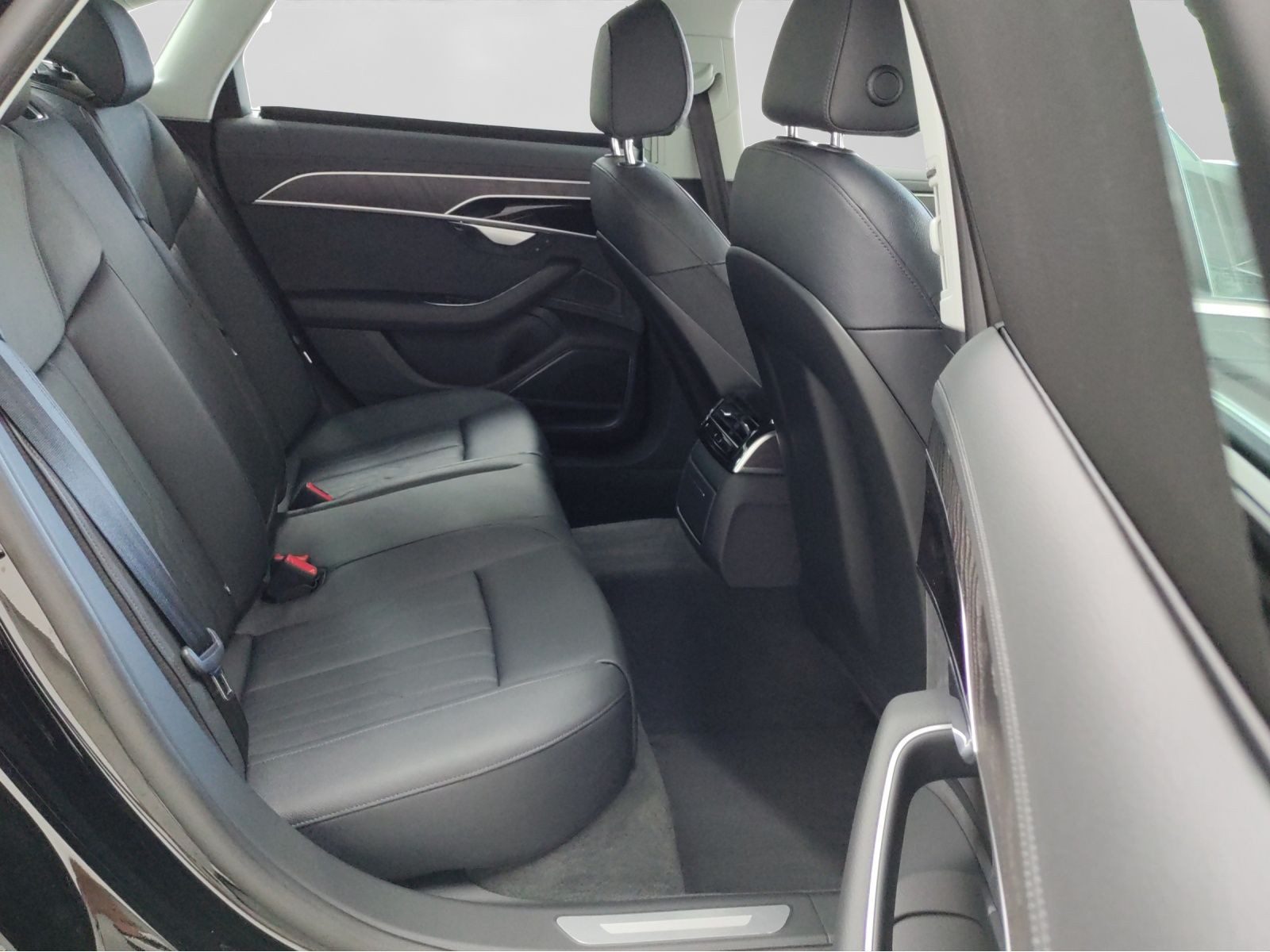 Audi A8 – Bild 6