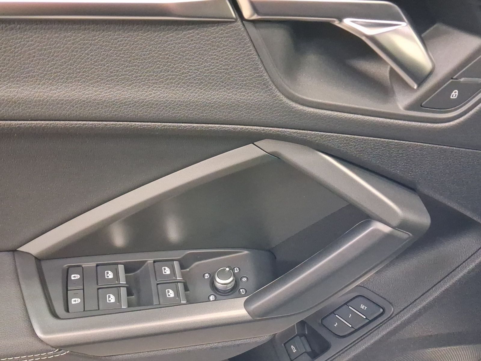 Audi Q3 – Foto 8