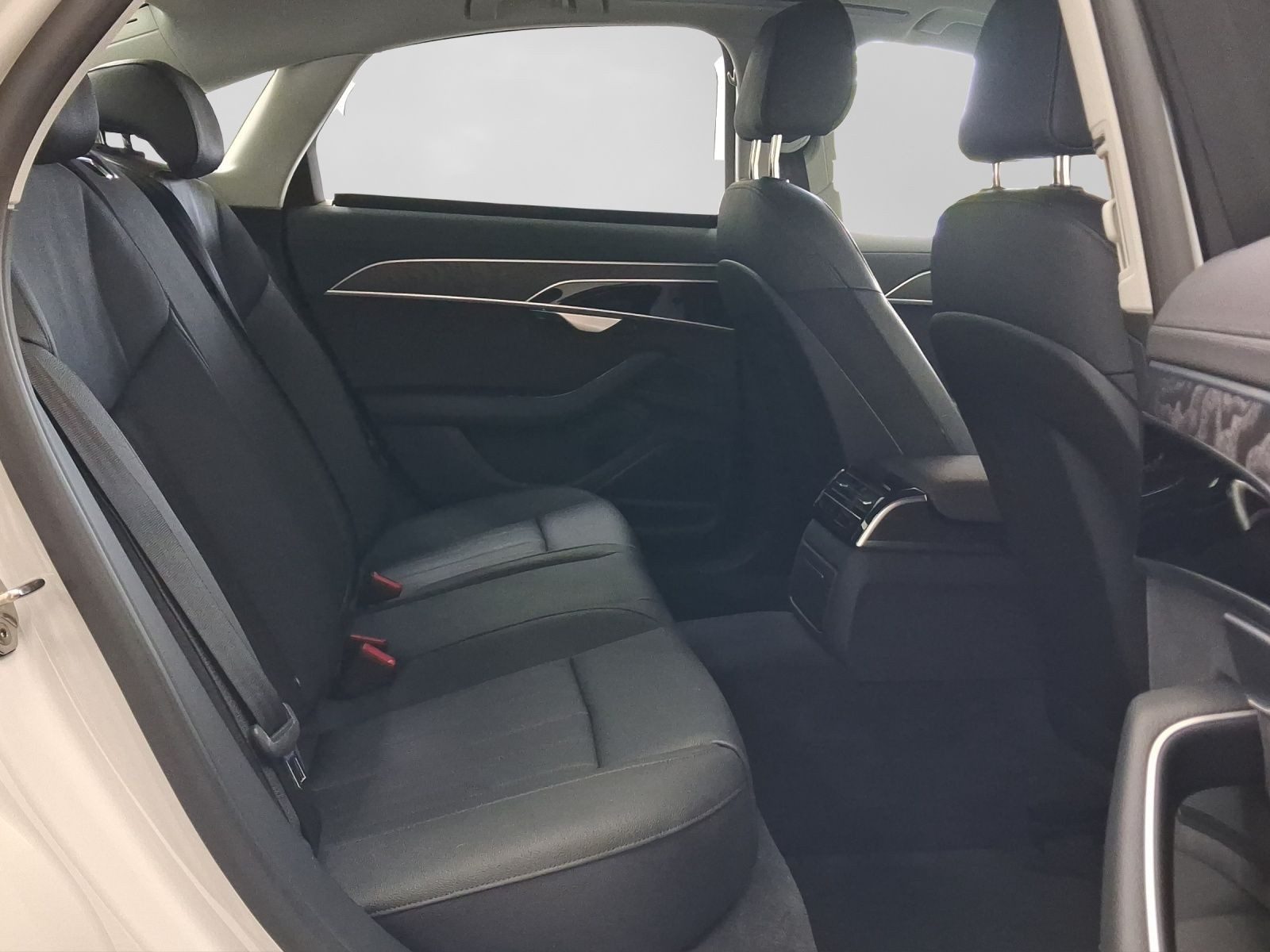 Audi A8 – Bild 6