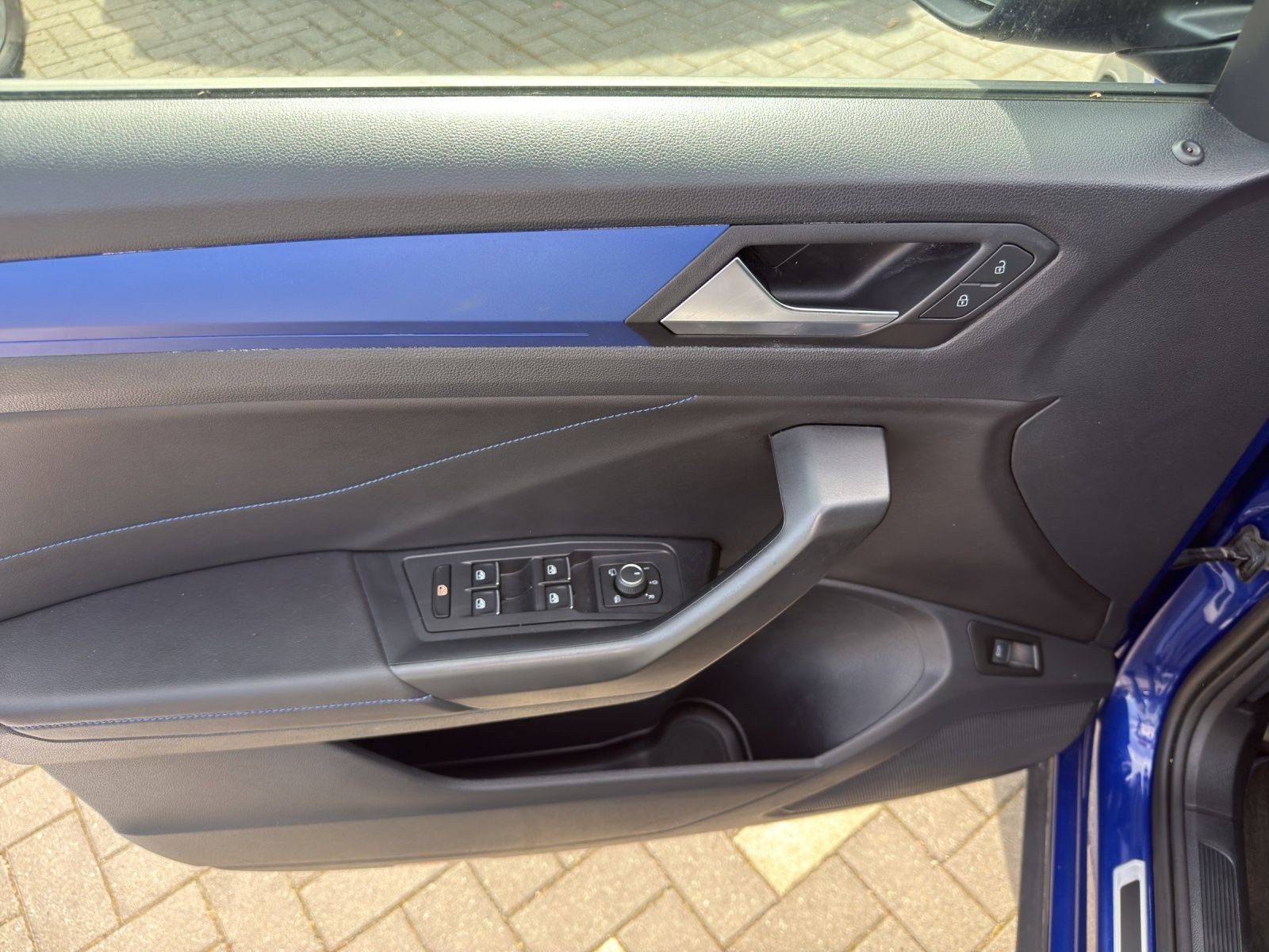 Volkswagen T-Roc – Foto 8