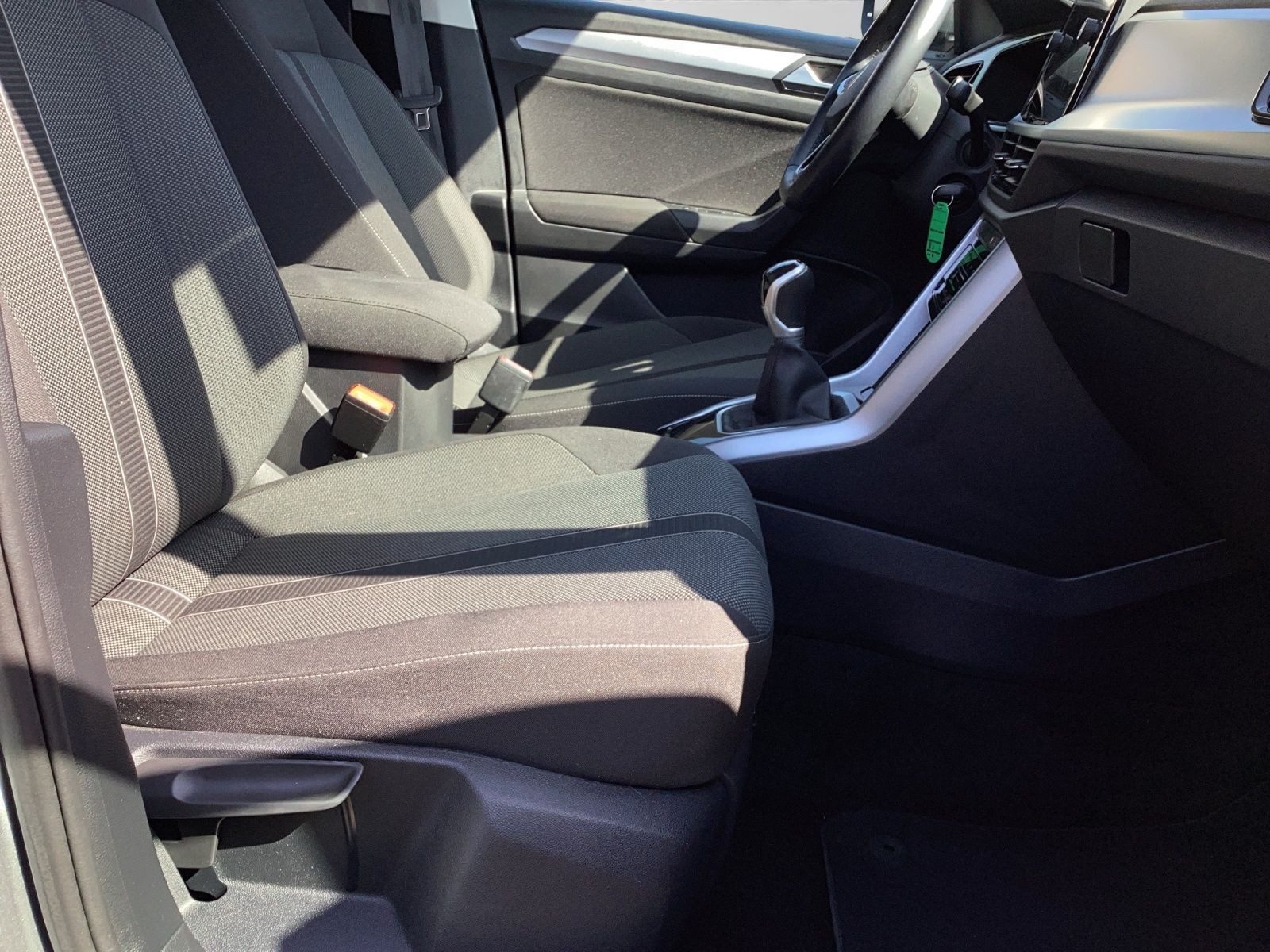 Volkswagen T-Roc – Foto 4
