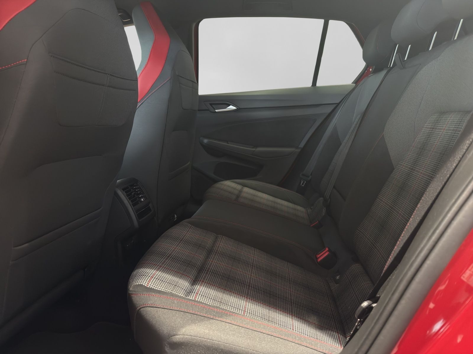 Volkswagen Golf GTI – Bild 6