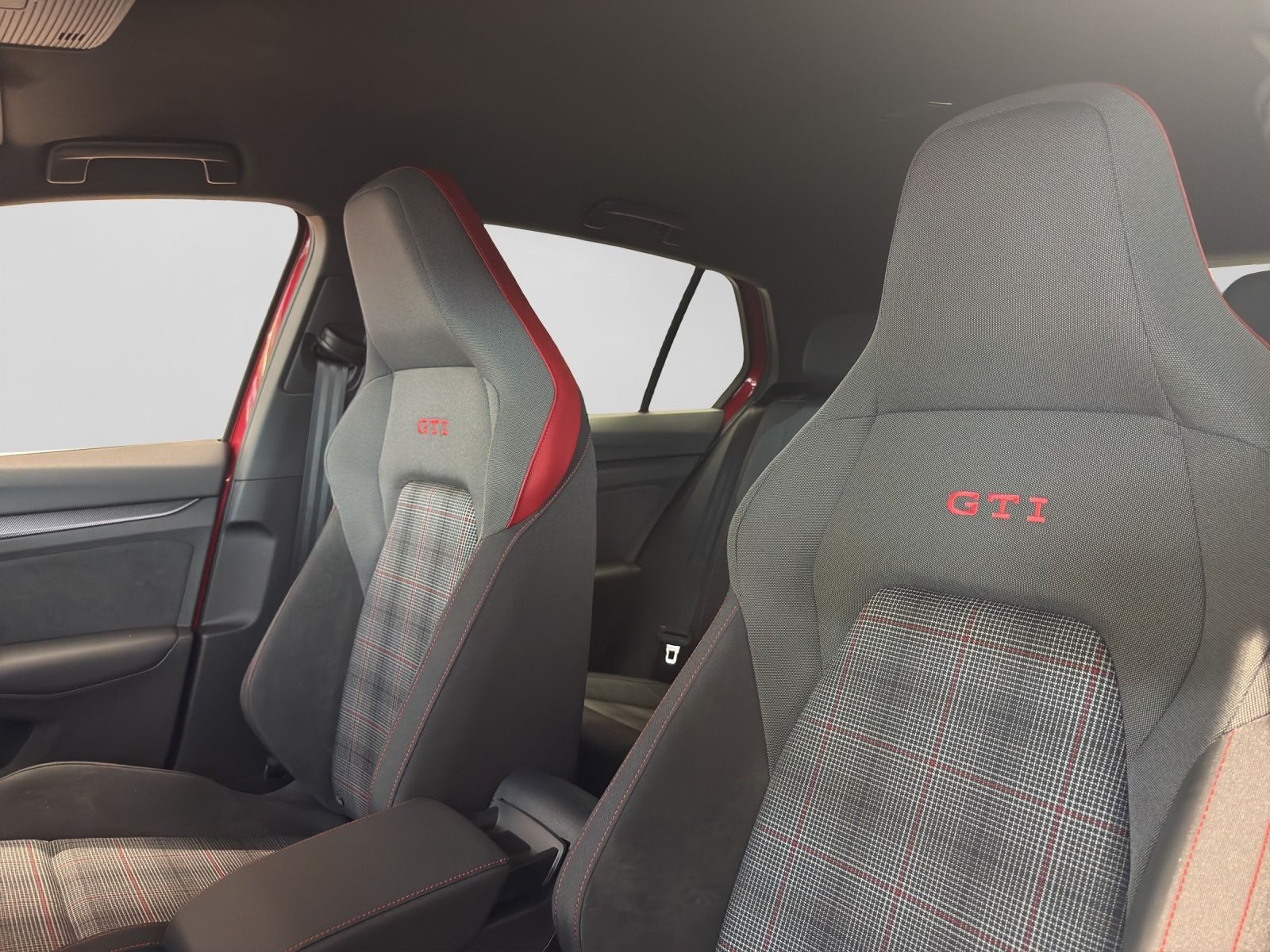 Volkswagen Golf GTI – Bild 18