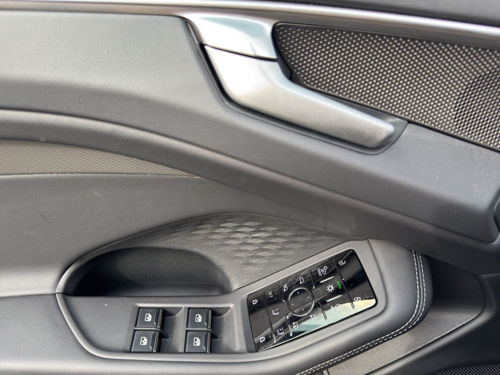 Audi A6 Avant – Foto 8