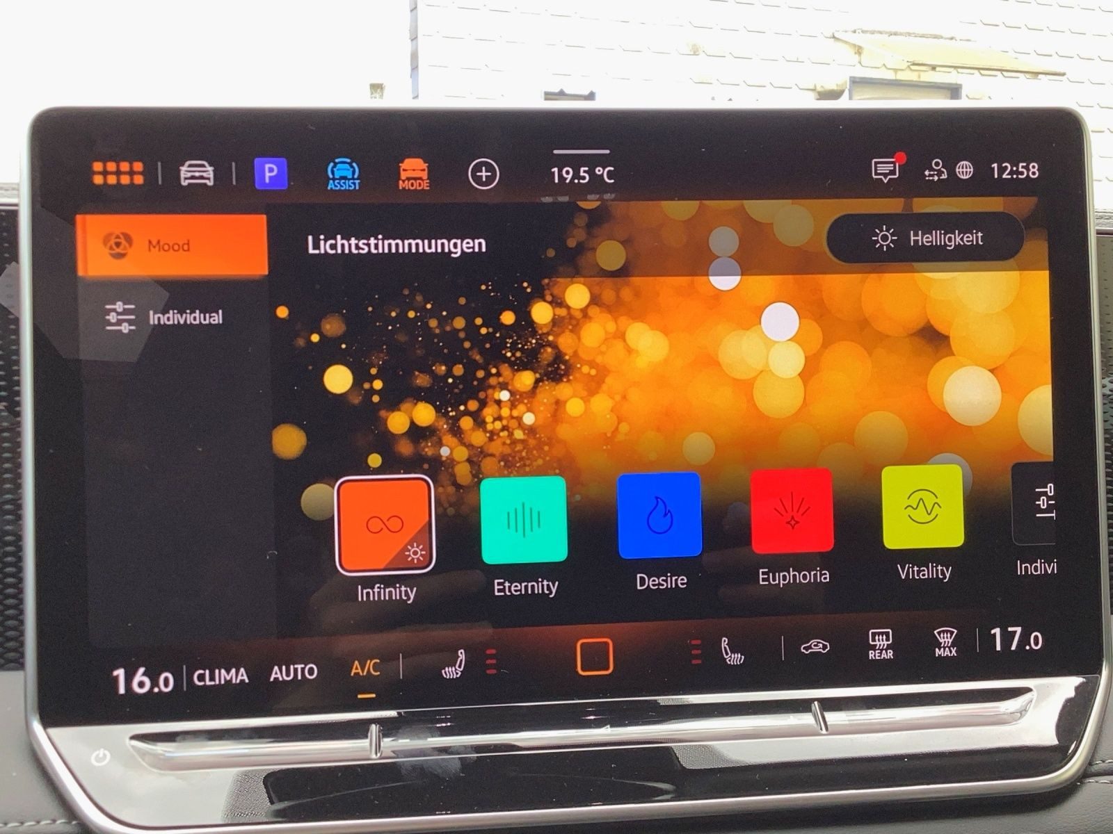 Volkswagen Tiguan – Bild 16