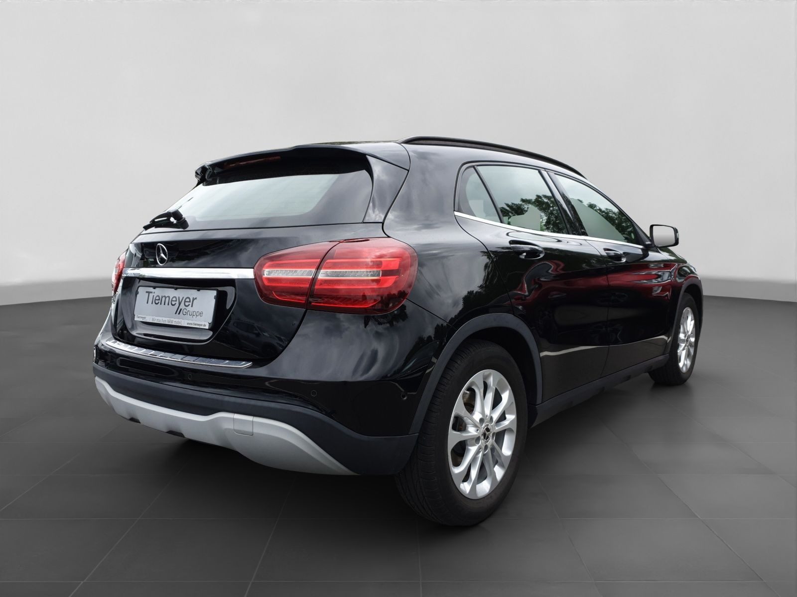 Mercedes-Benz GLA 180 – Bild 3