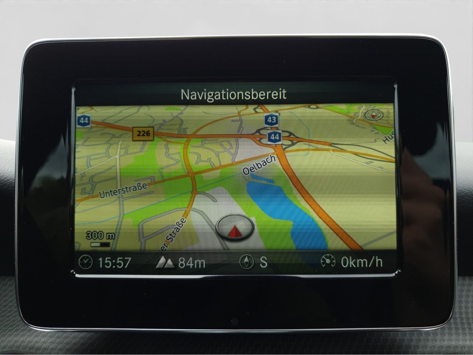 Mercedes-Benz GLA 180 – Bild 13