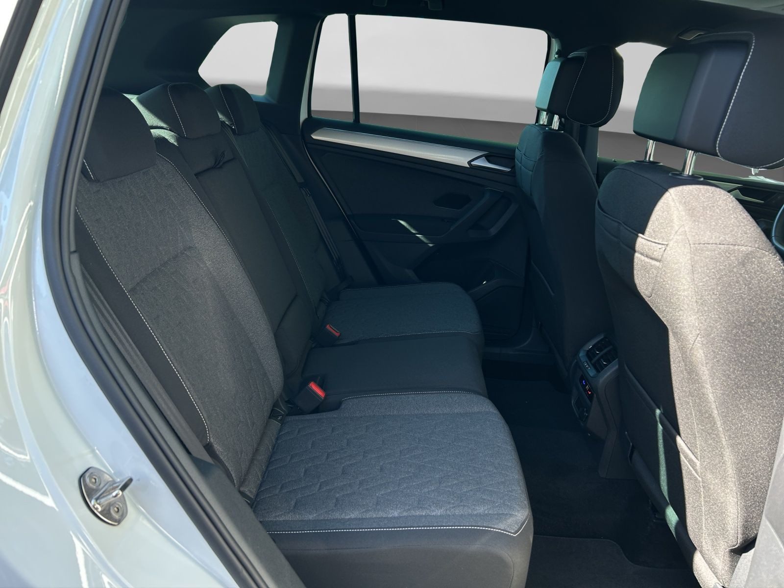 Volkswagen Tiguan – Bild 6