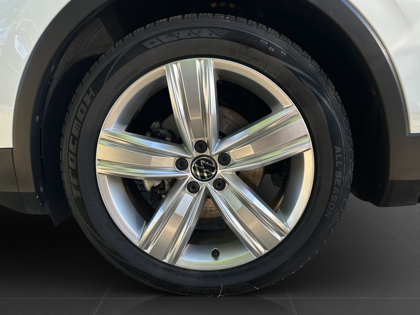 Volkswagen Tiguan – Bild 7