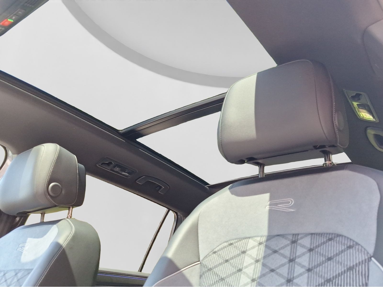 Volkswagen Tiguan Allspace – Bild 18
