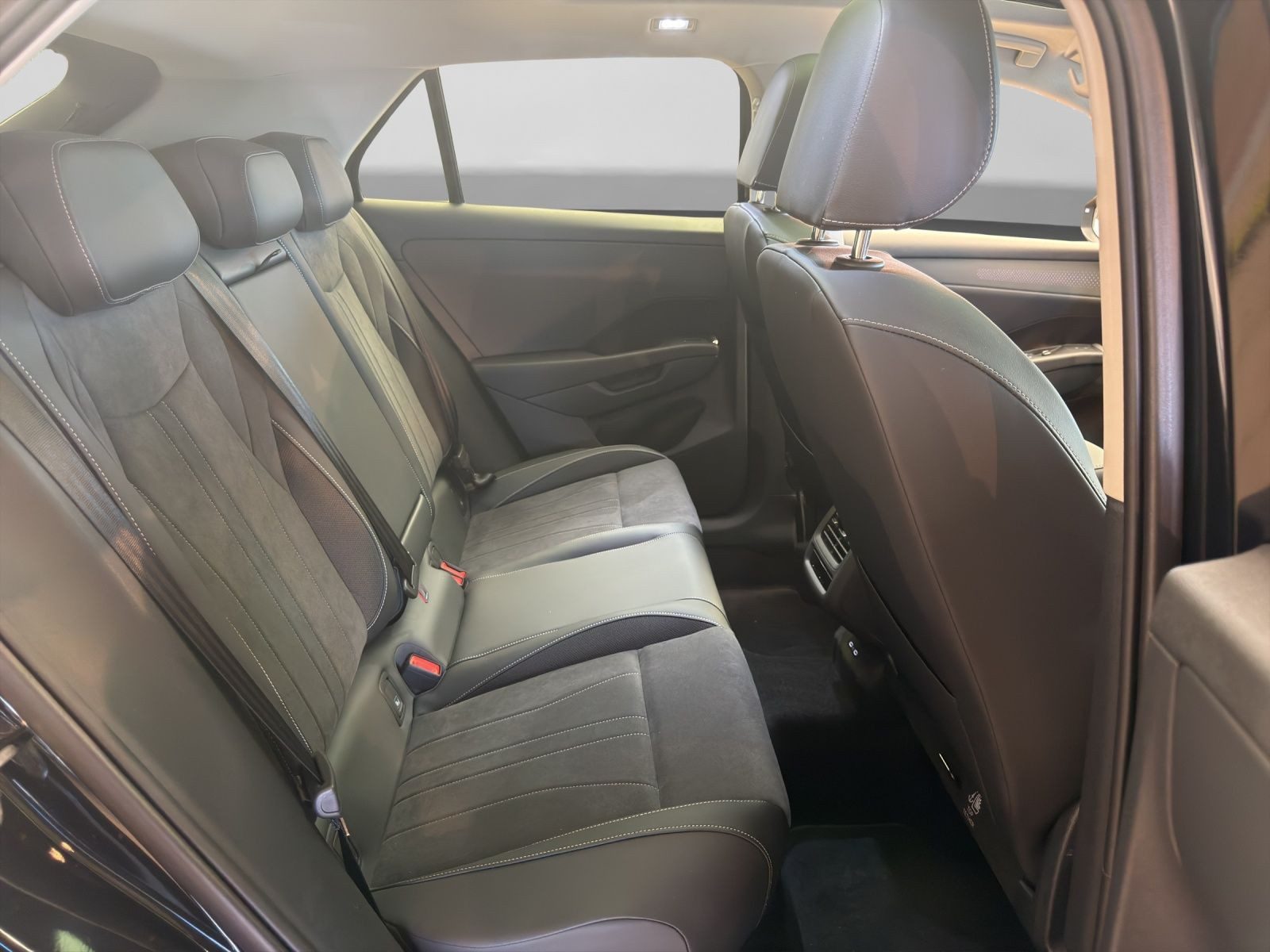 Volkswagen T-Roc – Bild 6