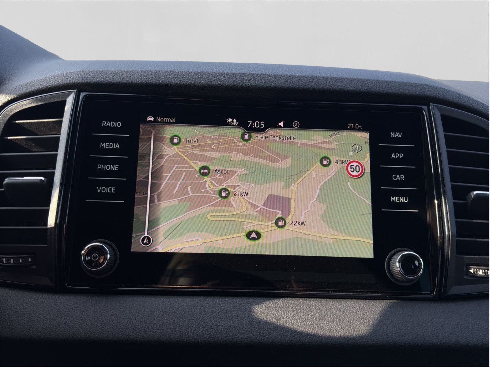 Skoda Karoq – Foto 12