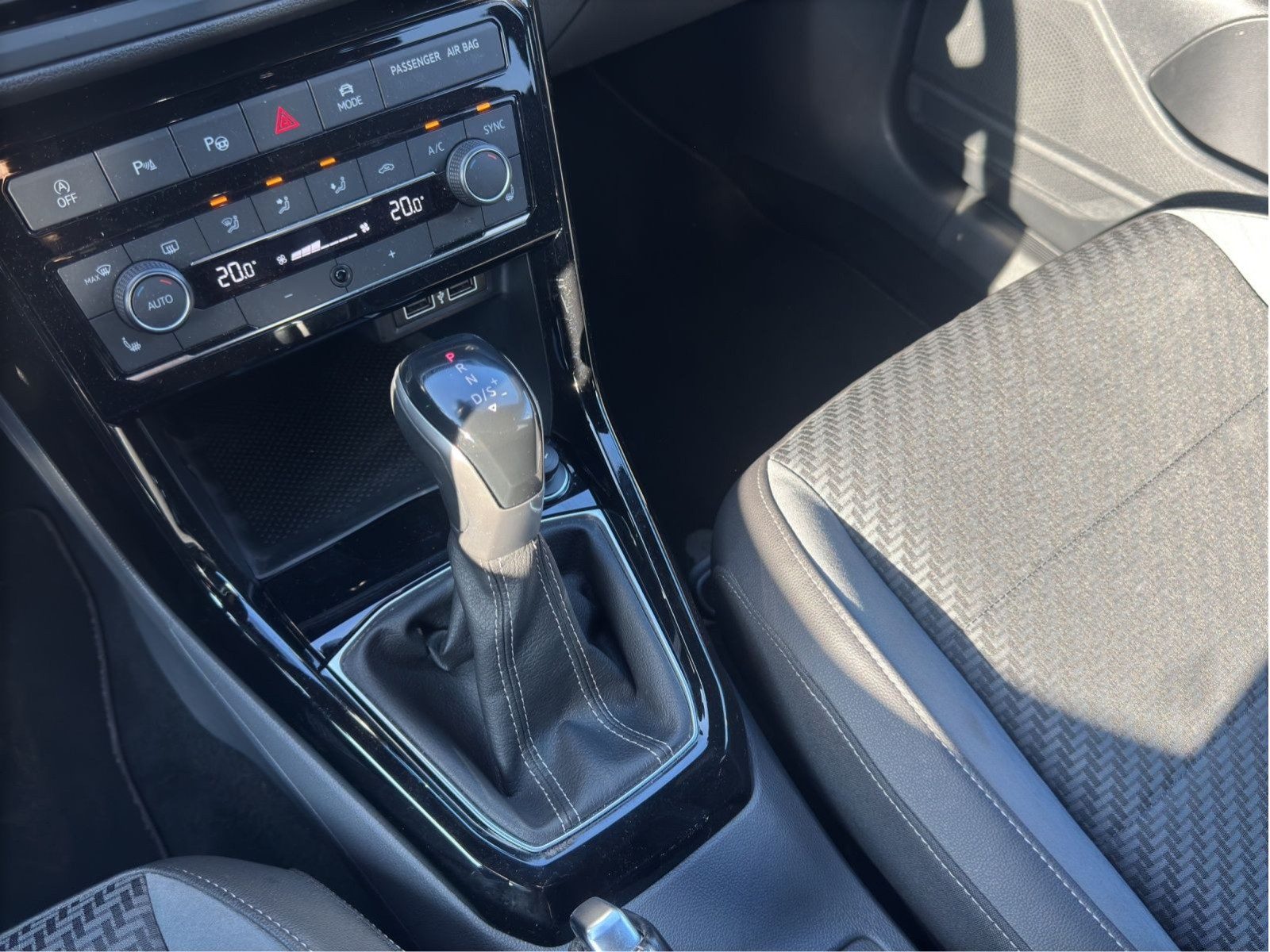 Volkswagen T-Cross – Bild 11