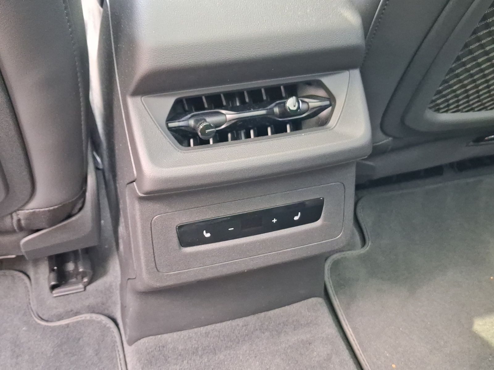 Audi A6 Sportback e-tron – Foto 18