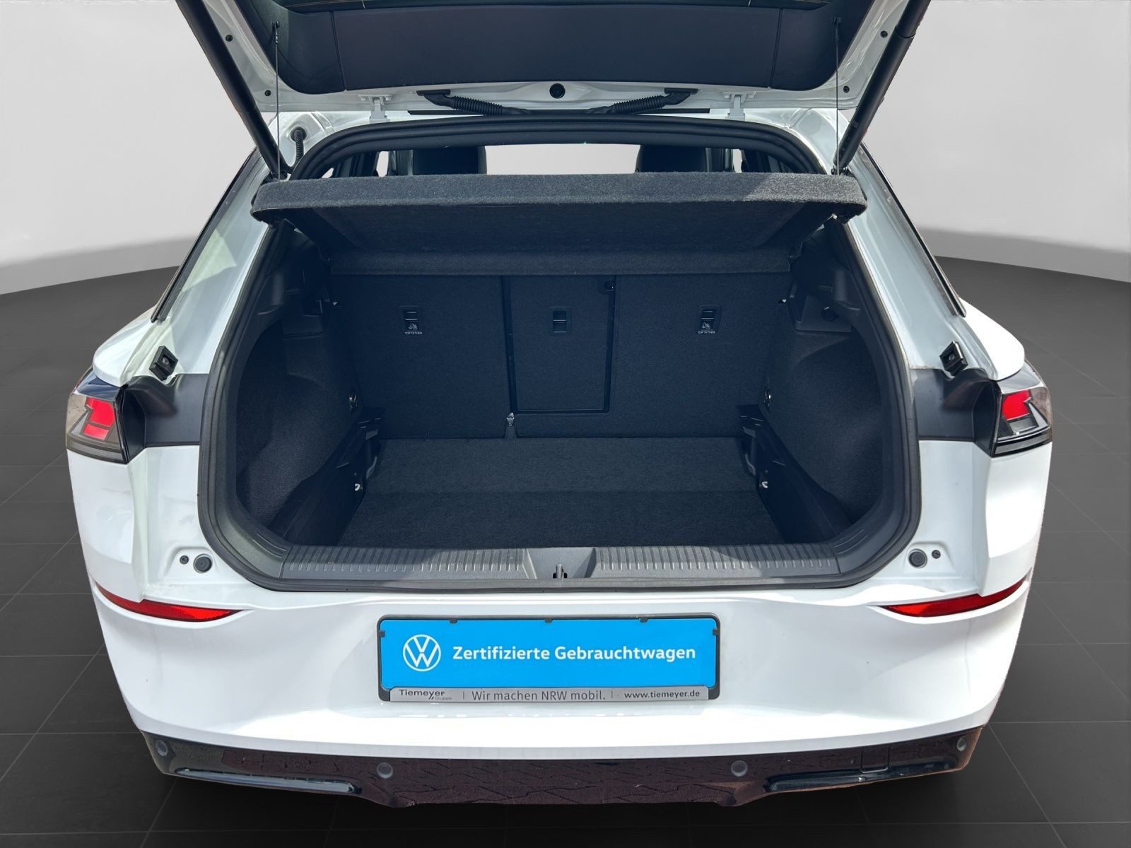 Volkswagen T-Roc – Foto 17