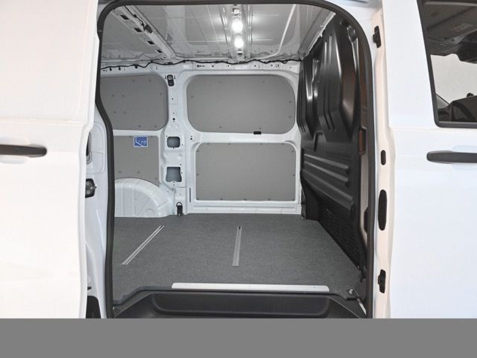 Volkswagen Transporter Kasten – Bild 10