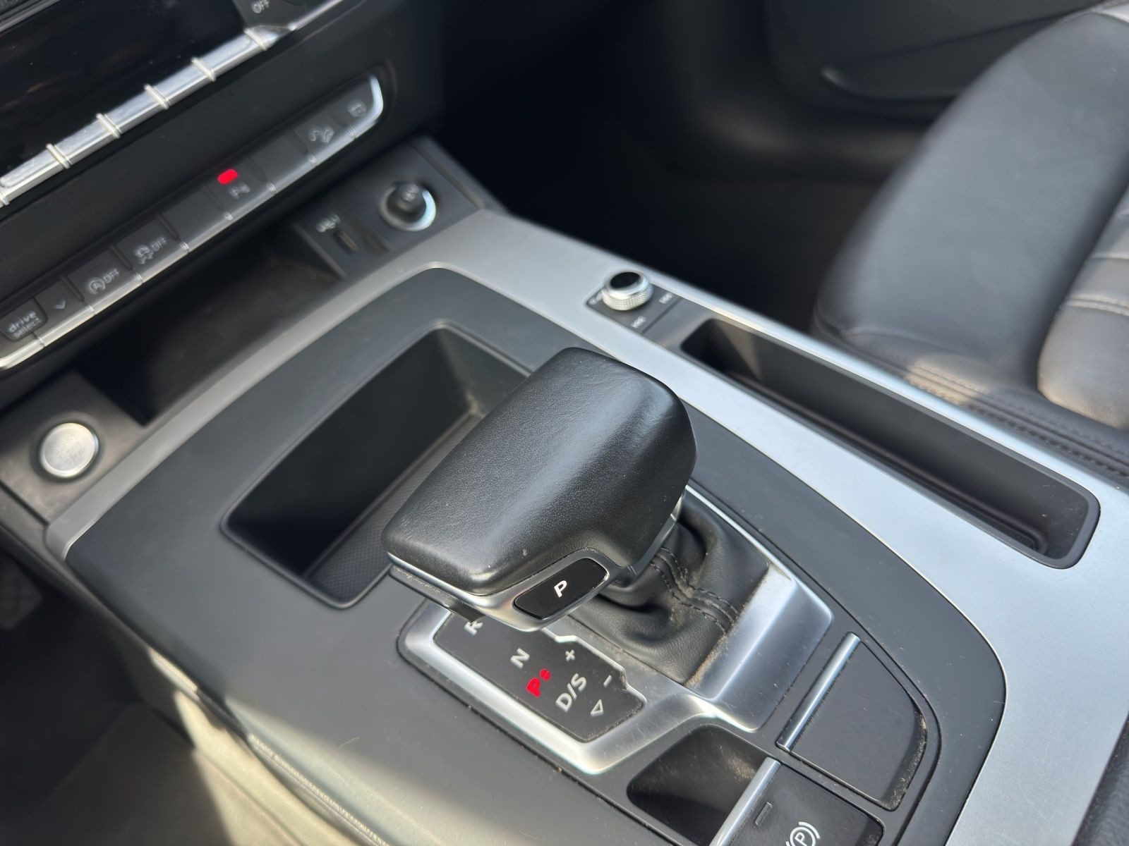 Audi Q5 Sportback – Foto 10