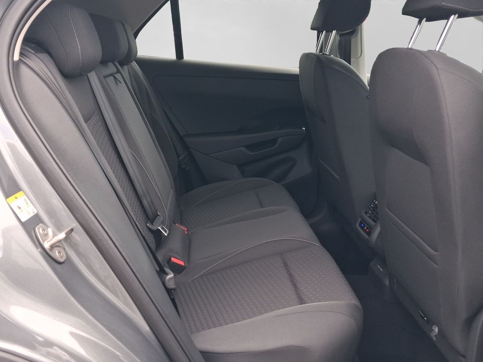Volkswagen T-Roc – Foto 6
