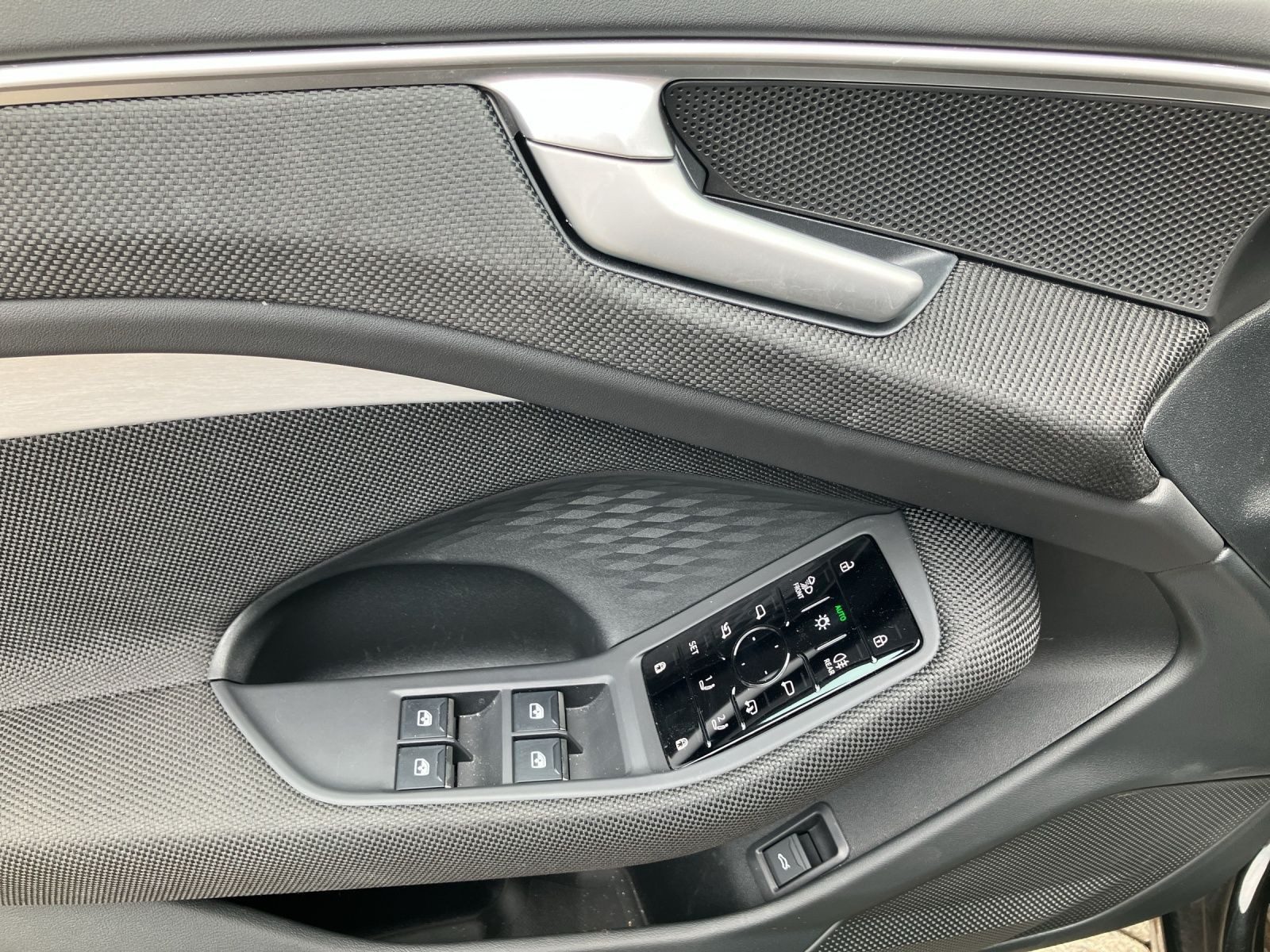 Audi A6 Avant – Bild 8