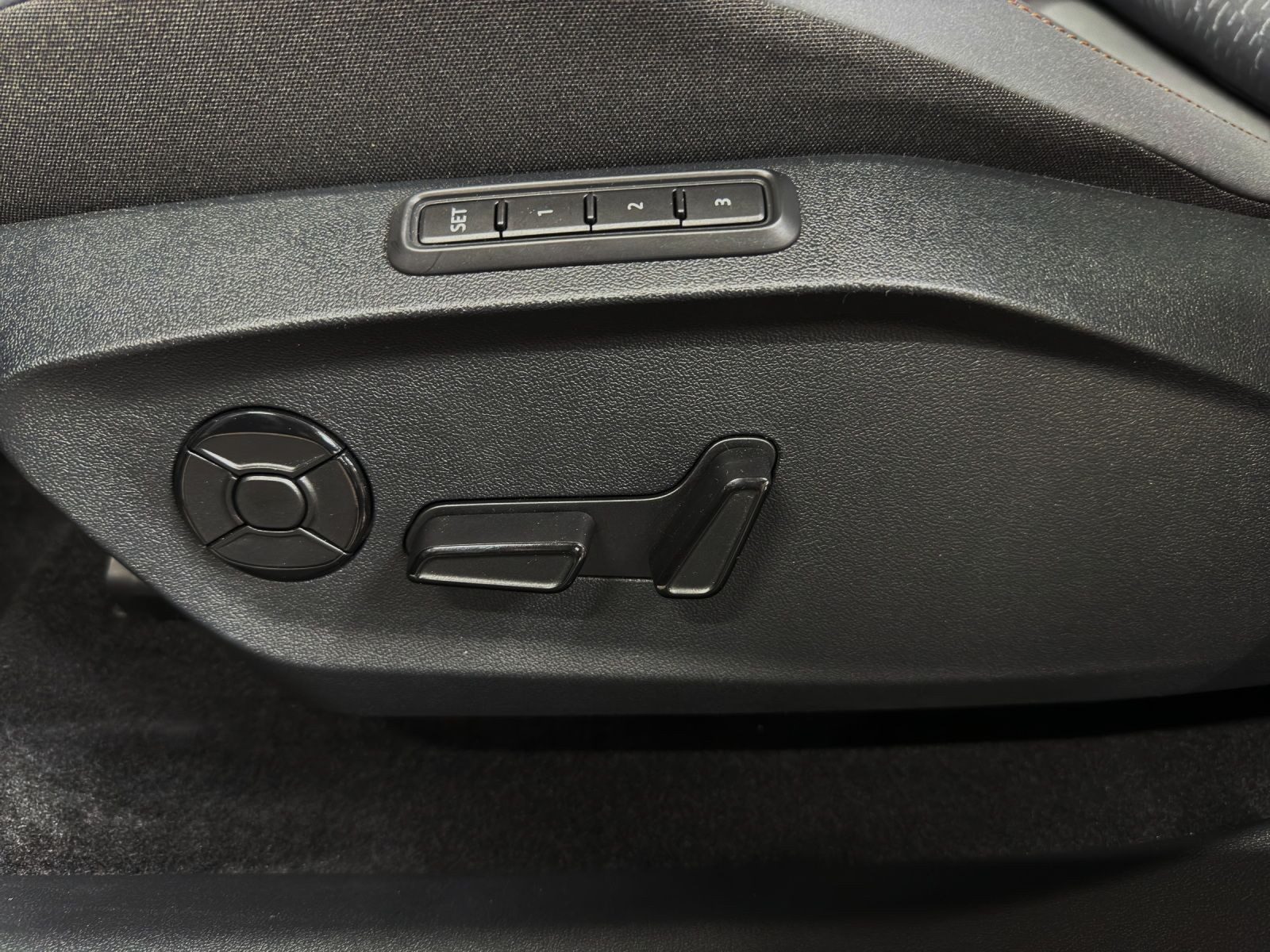 Cupra Raval – Bild 18