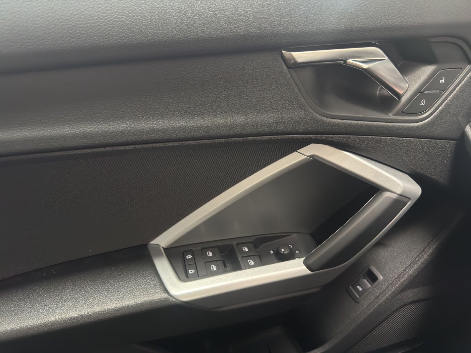 Audi Q3 – Foto 8