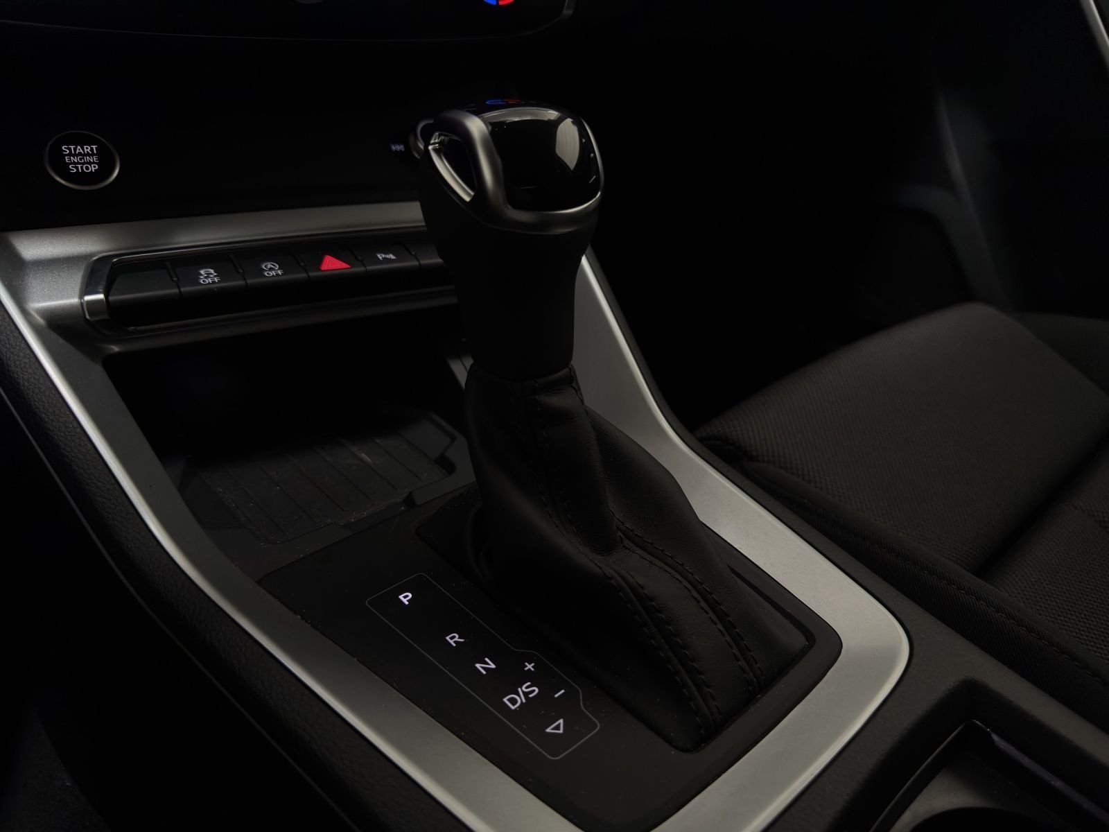Audi Q3 – Foto 11