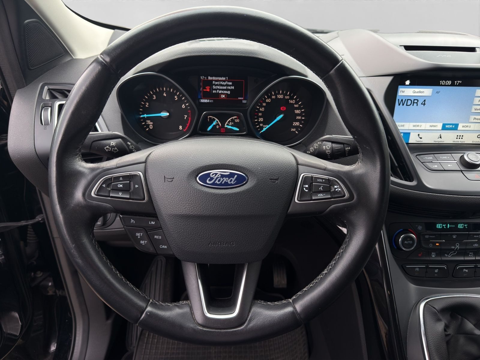 Ford Kuga – Foto 9