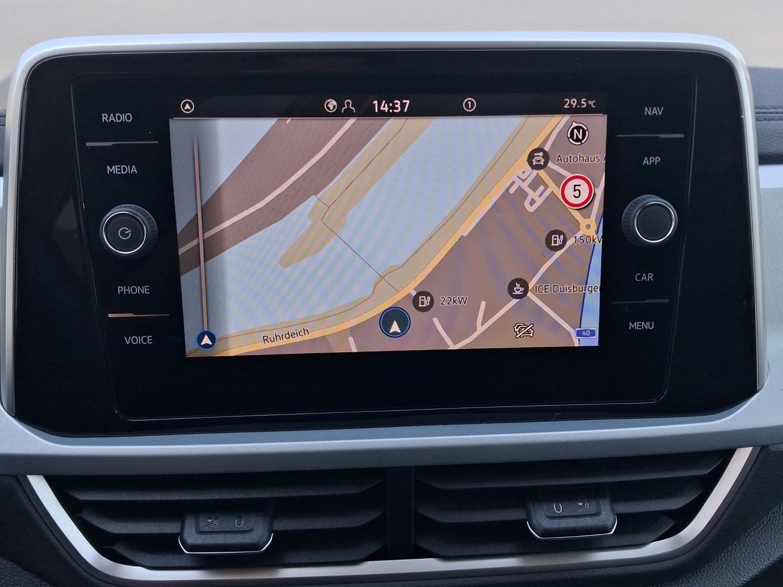 Volkswagen T-Roc – Bild 12