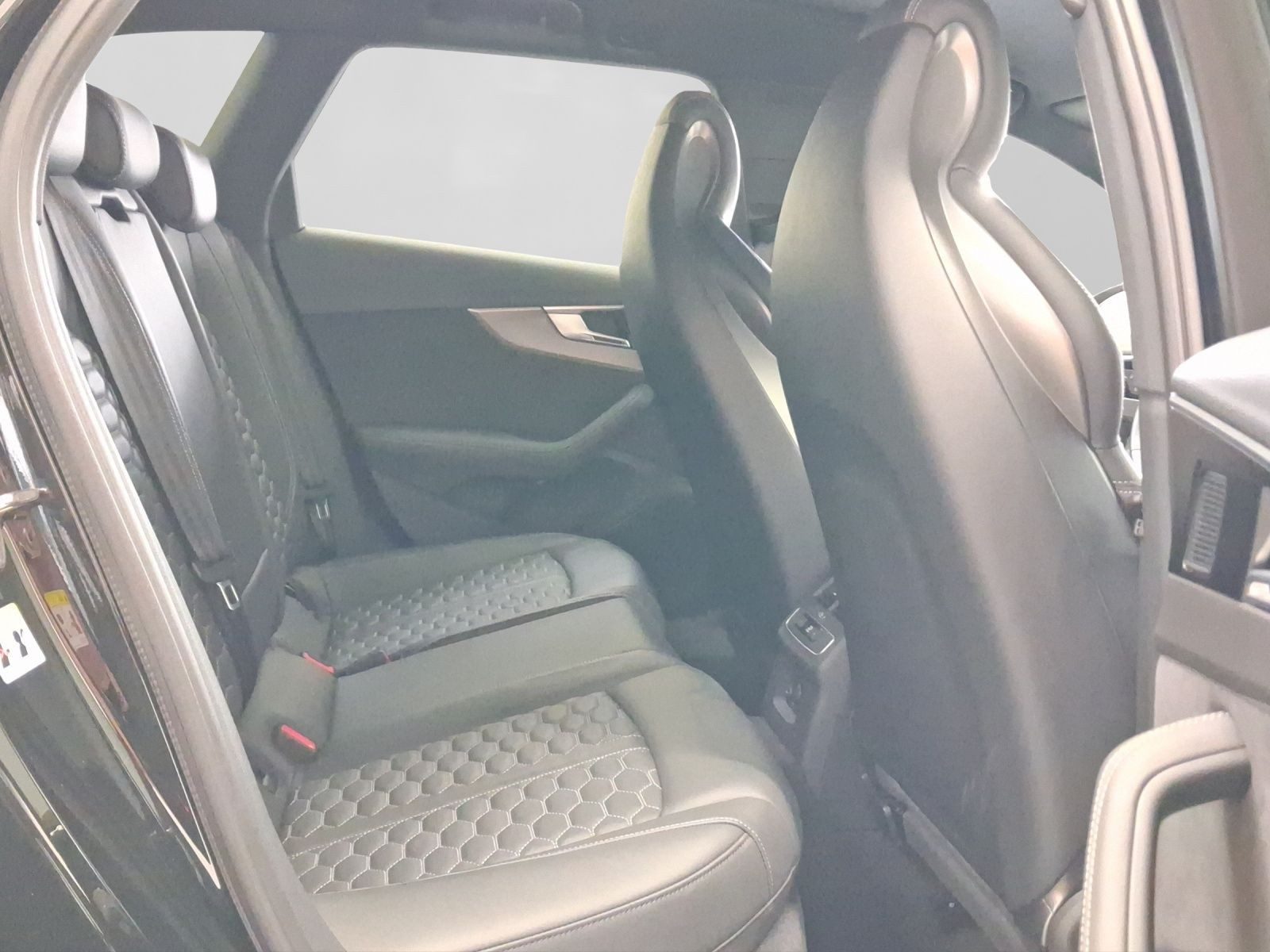 Audi RS 4 Avant – Bild 6