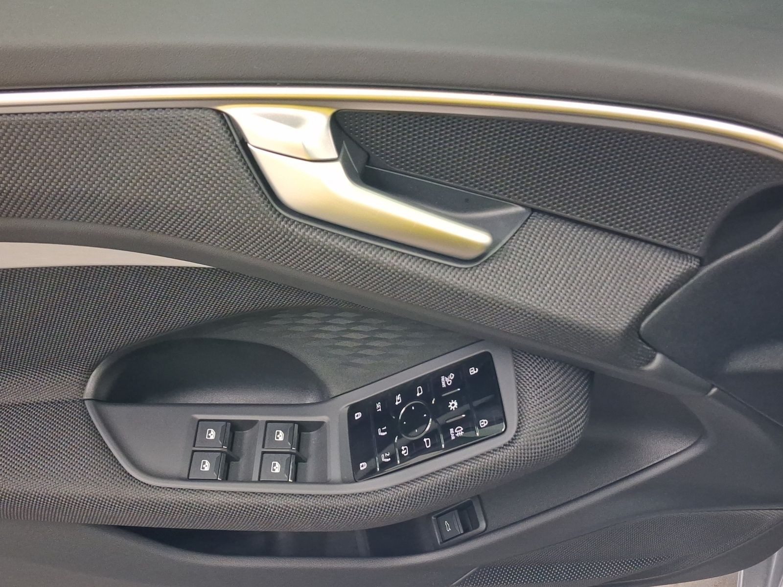 Audi A6 Avant – Bild 8