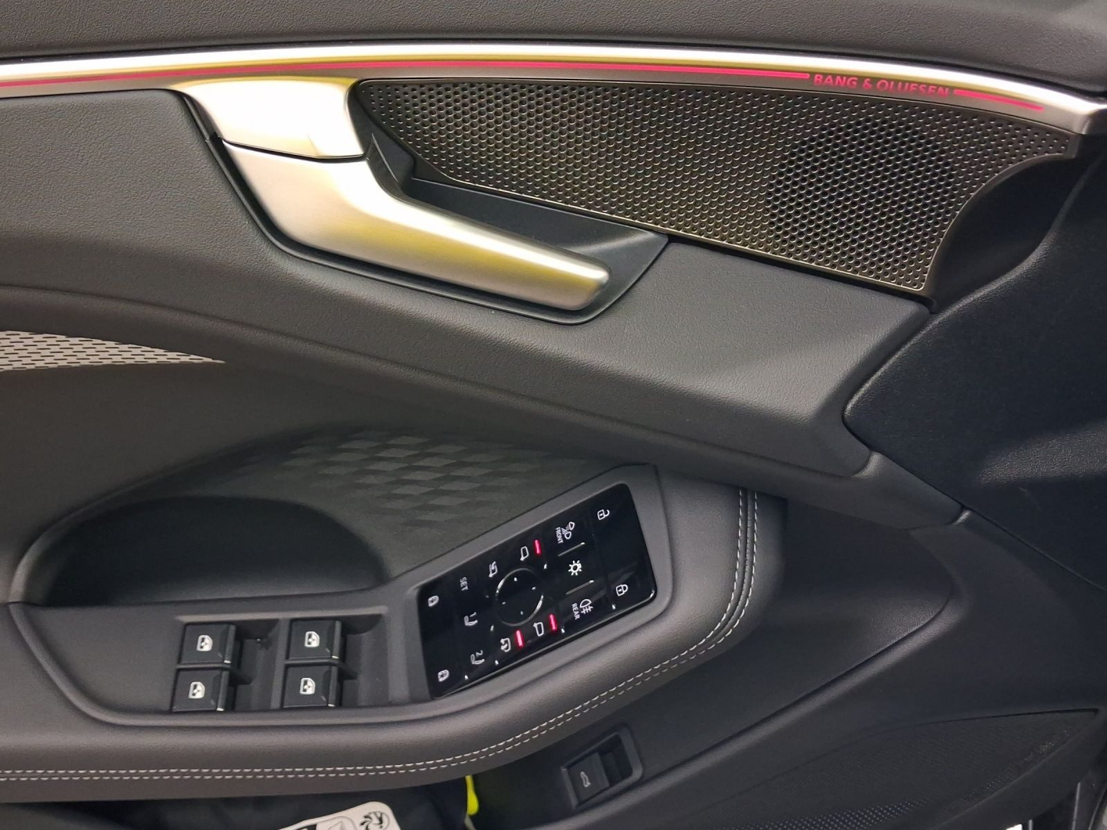 Audi A6 – Bild 8