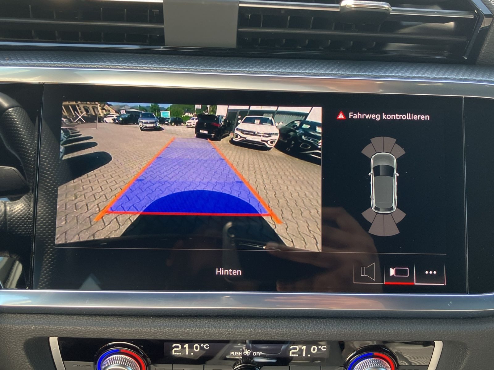 Audi Q3 – Bild 12