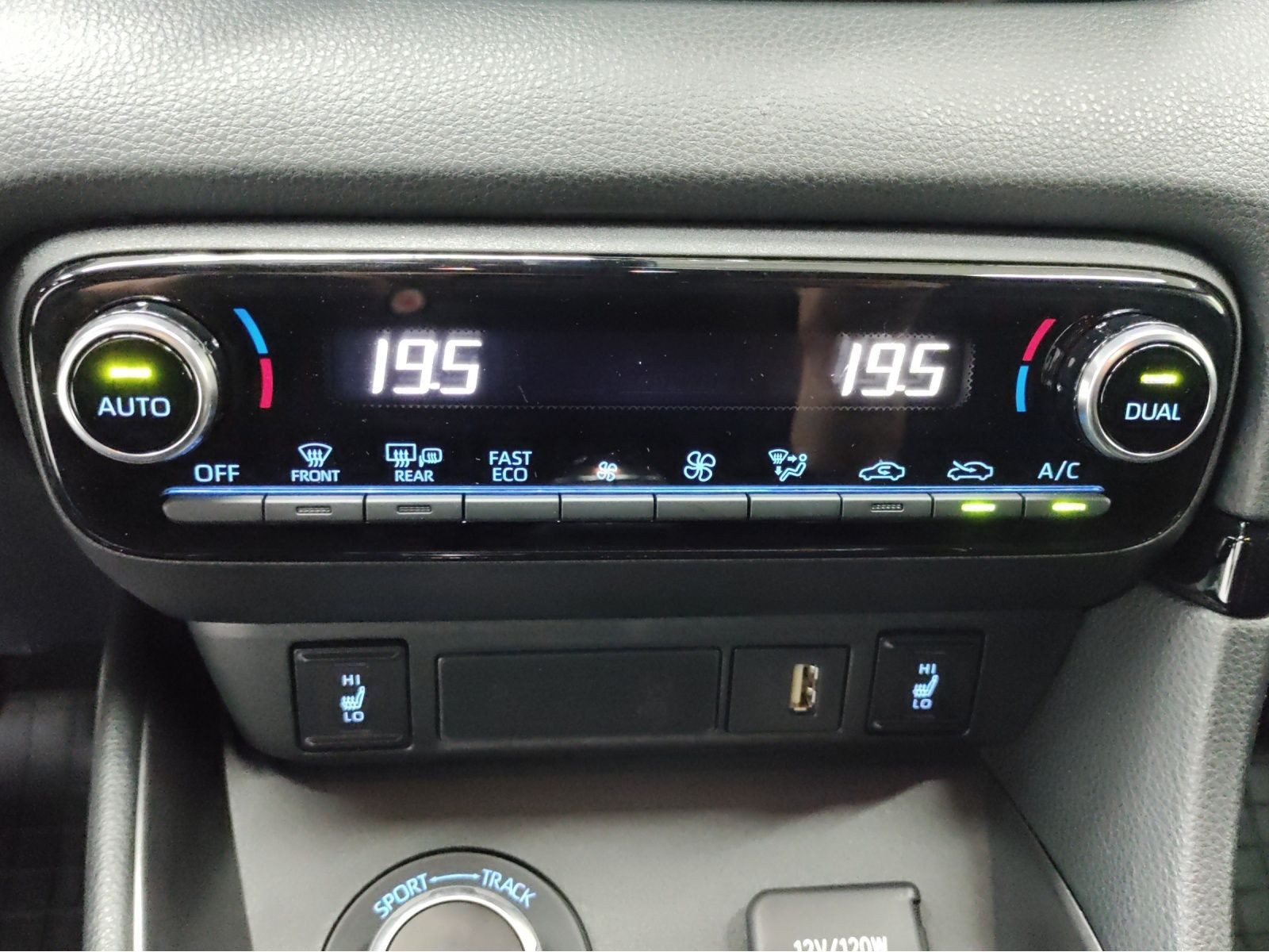 Toyota Yaris – Bild 15