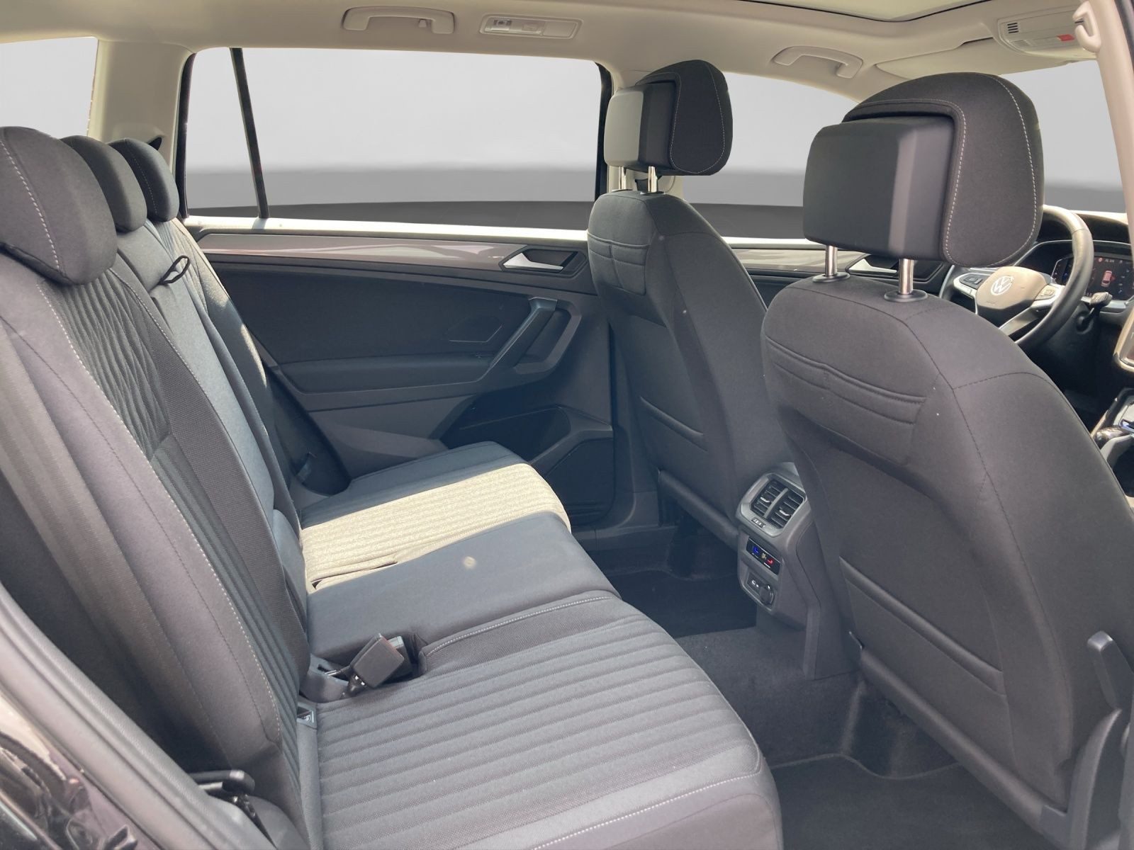 Volkswagen Tiguan Allspace – Bild 6