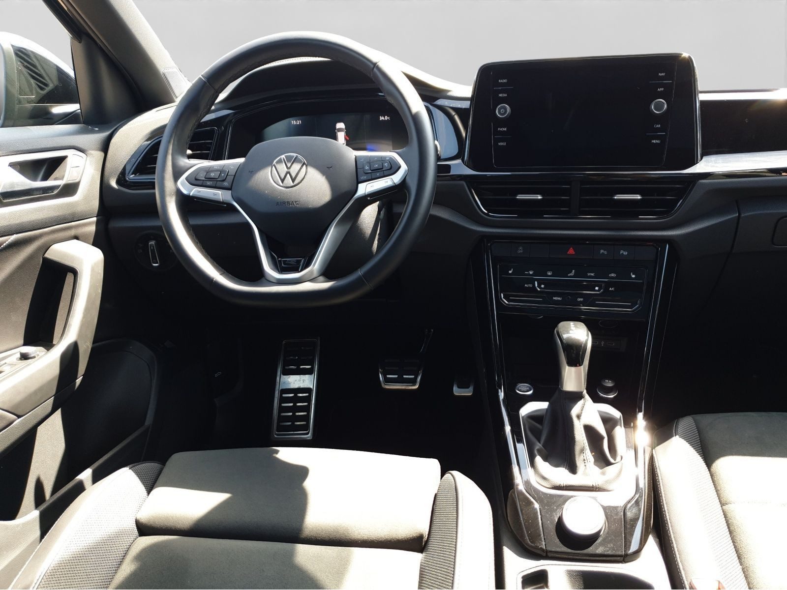 Volkswagen T-Roc – Foto 5