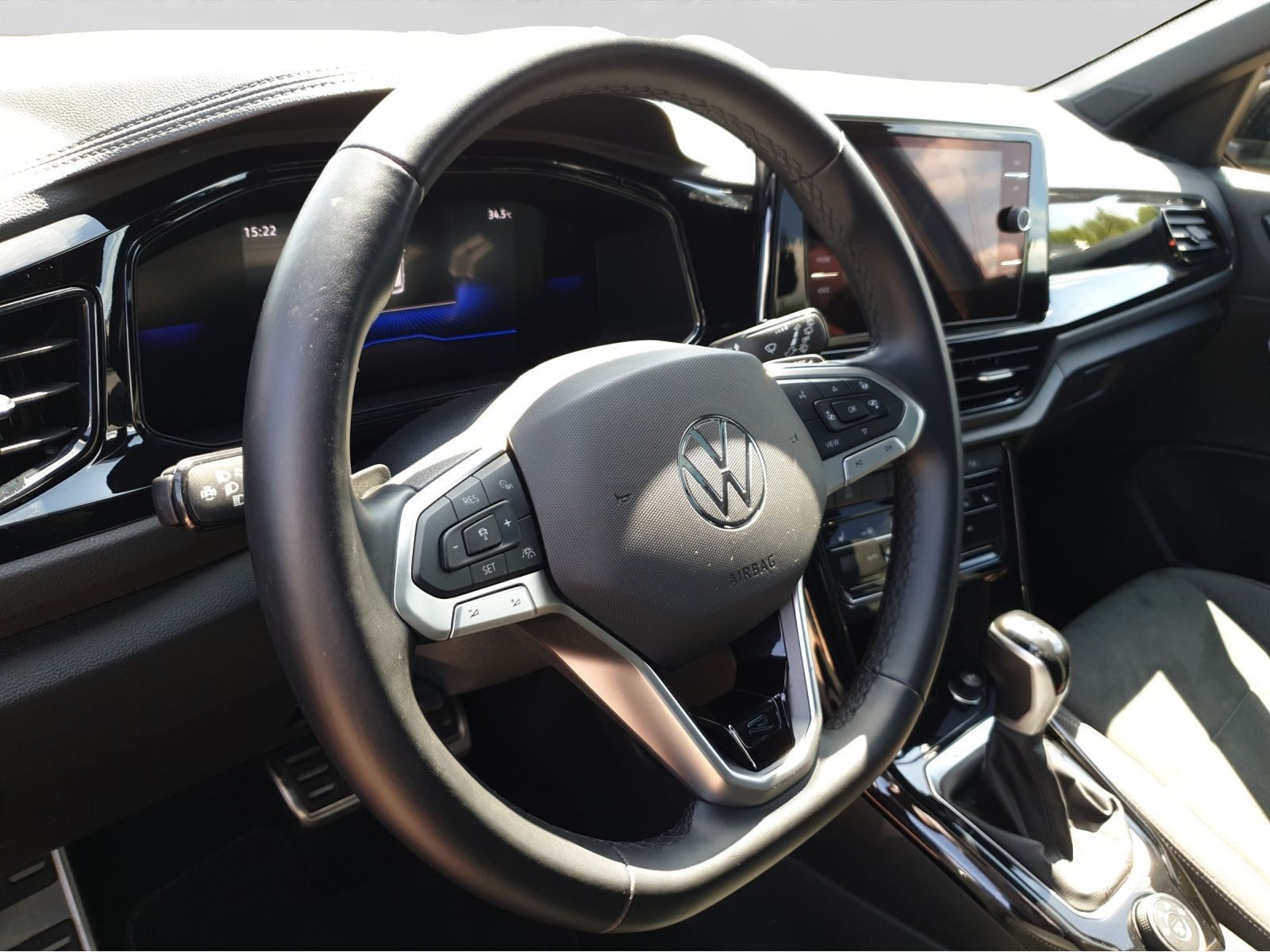 Volkswagen T-Roc – Foto 9