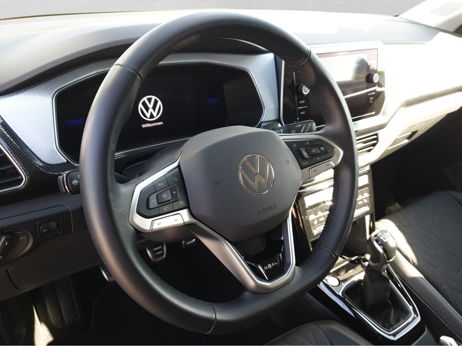 Volkswagen T-Cross – Bild 9