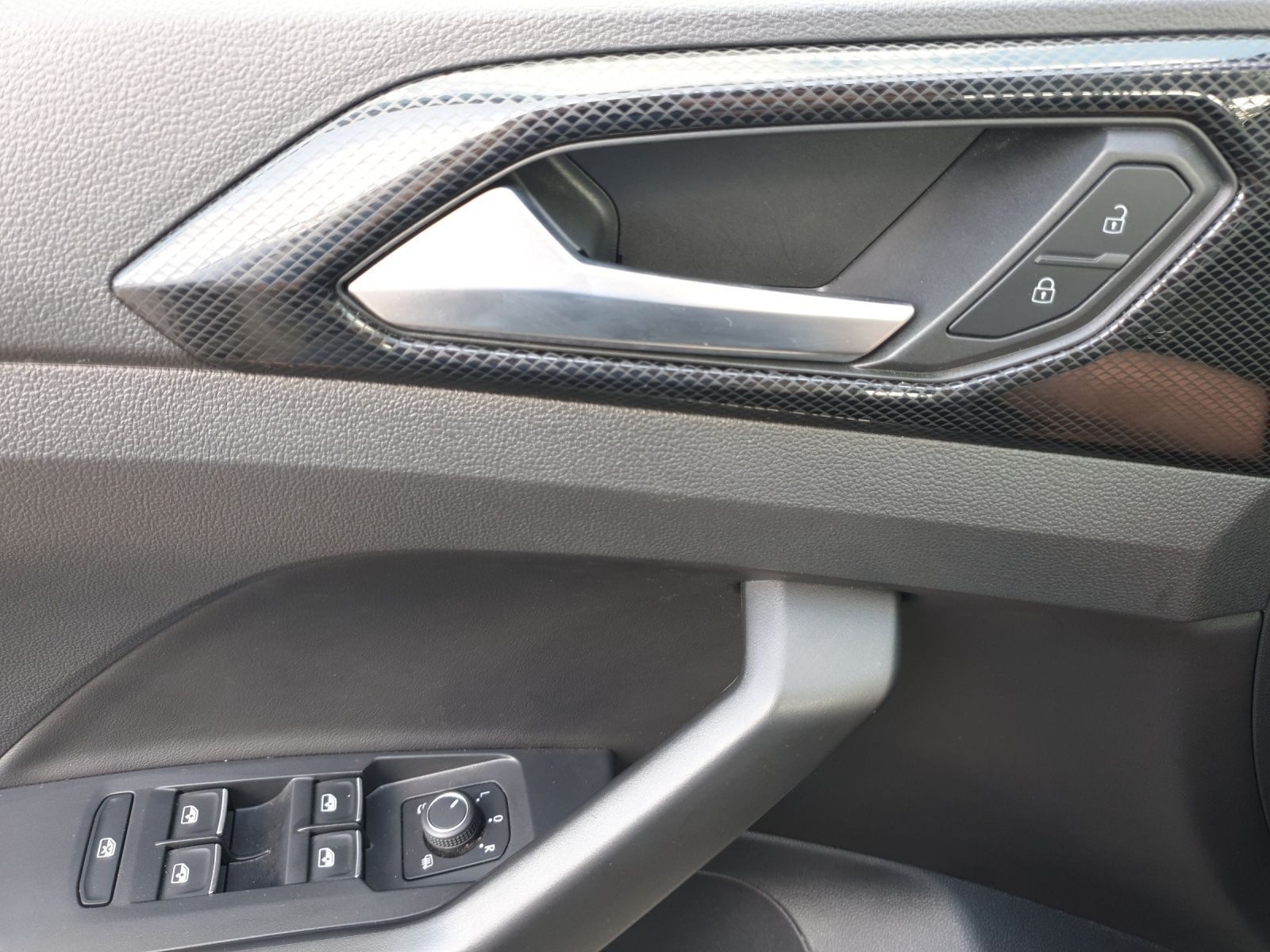 Volkswagen T-Cross – Bild 8