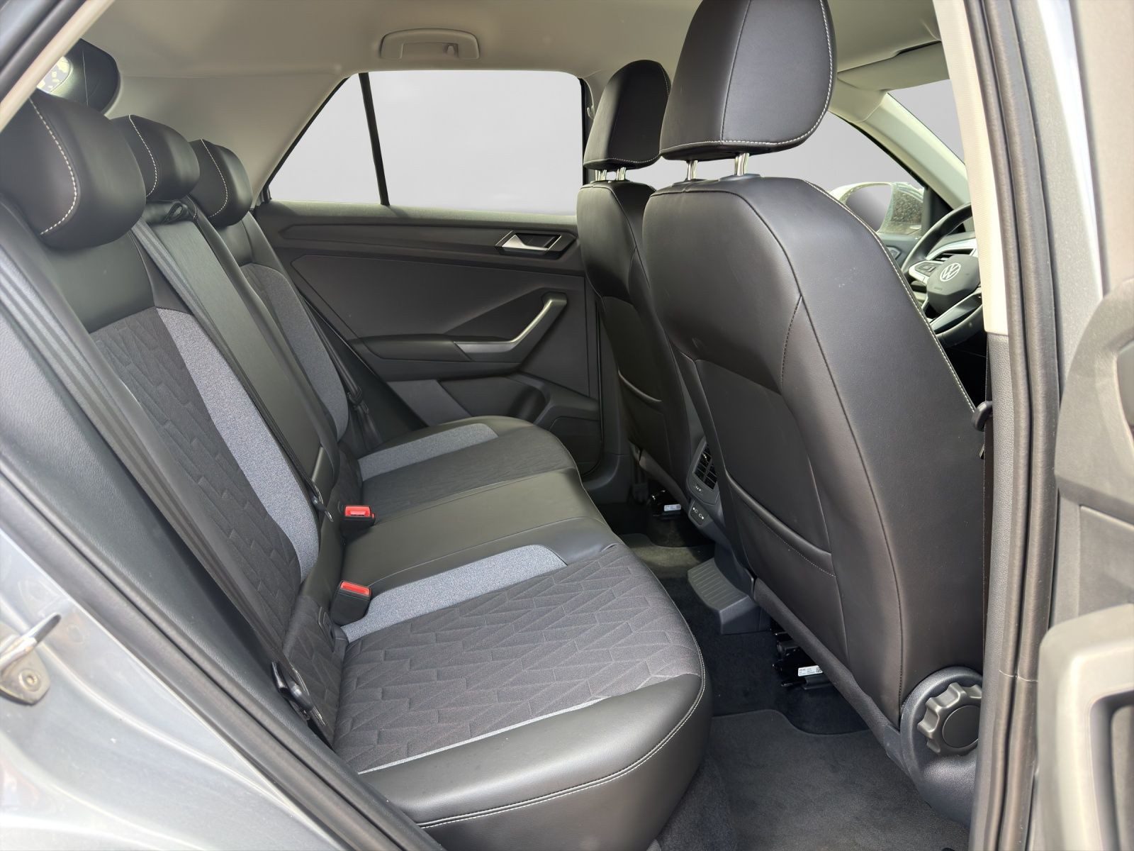 Volkswagen T-Roc – Foto 6