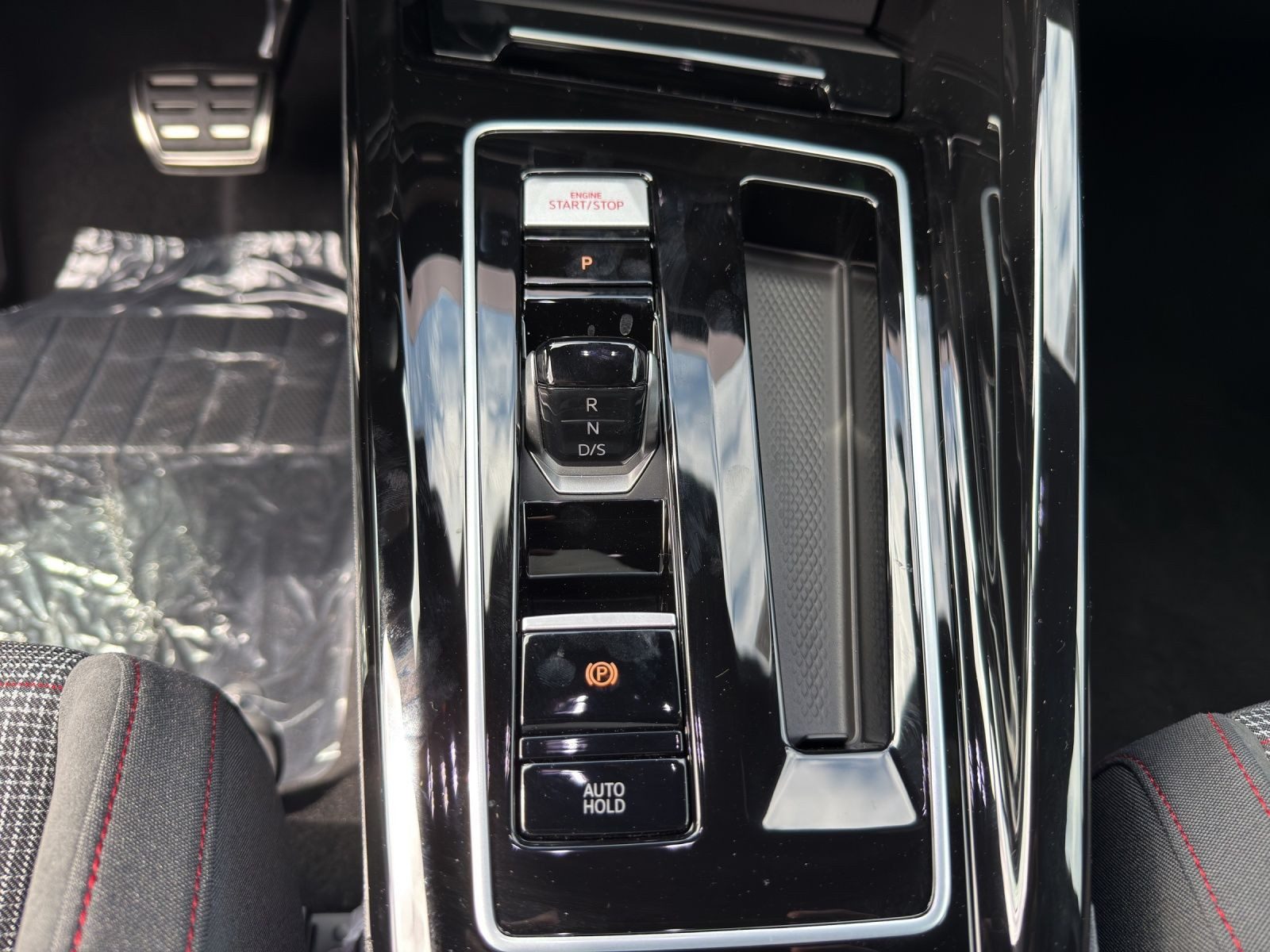 Volkswagen Golf GTI – Bild 11