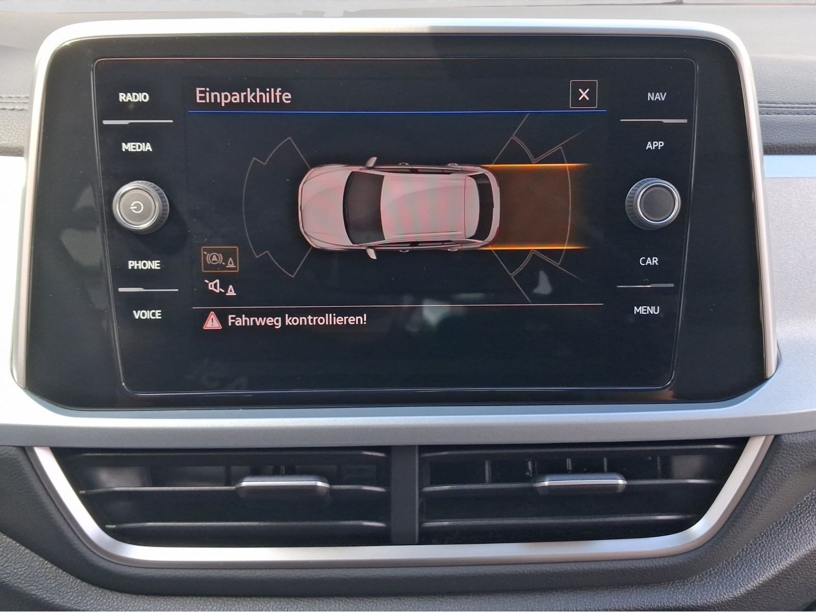 Volkswagen T-Roc – Foto 15