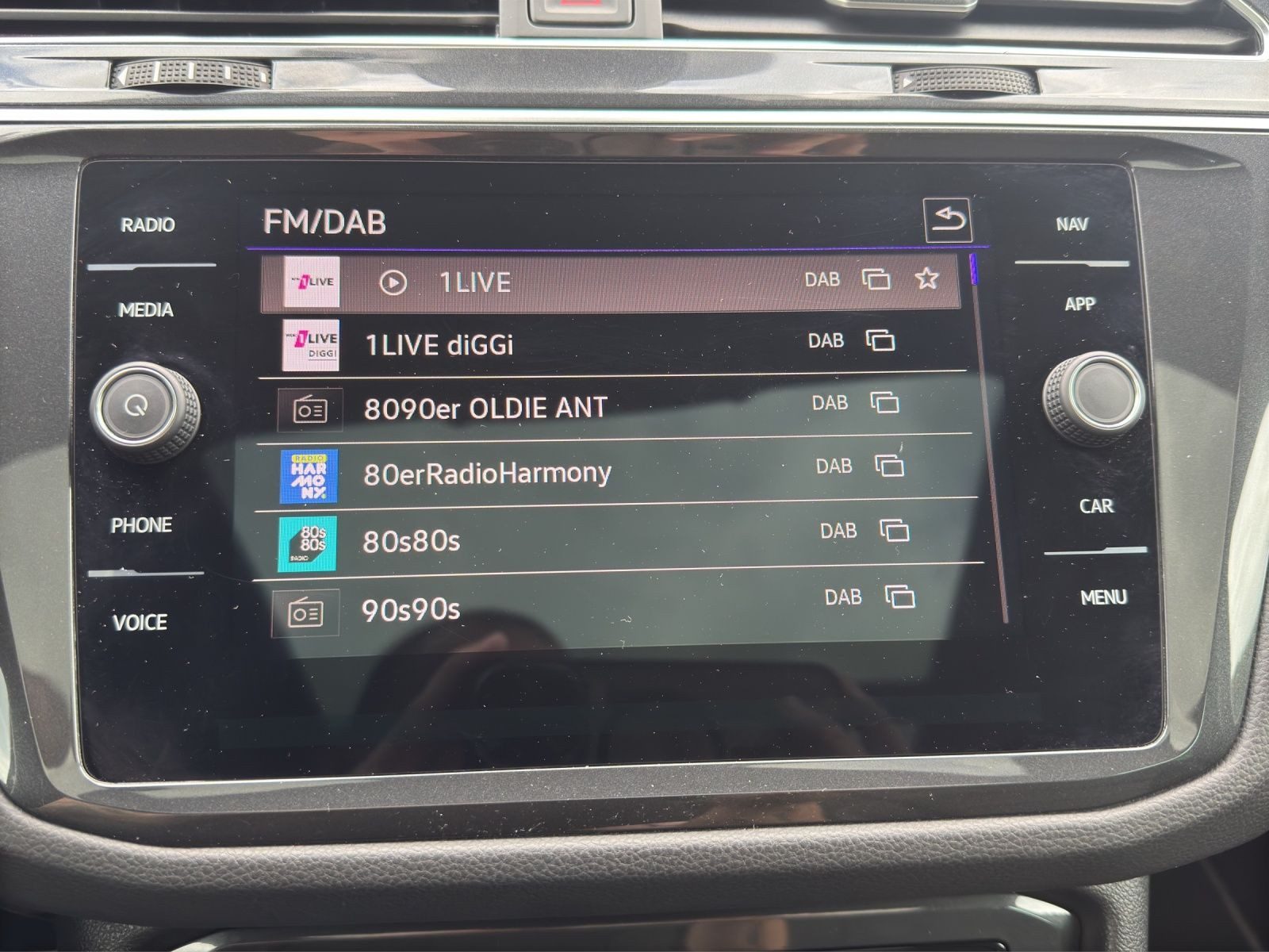 Volkswagen Tiguan – Bild 12