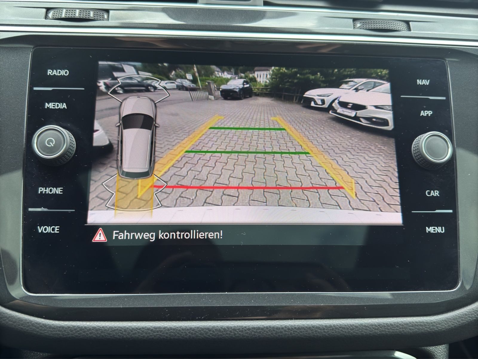Volkswagen Tiguan – Bild 14