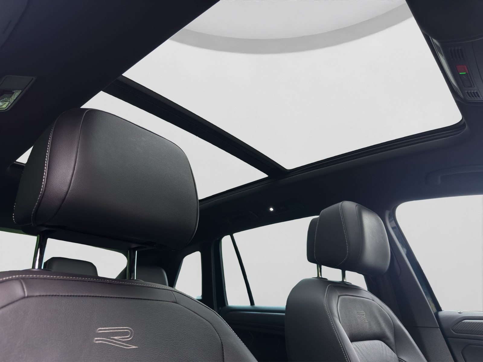 Volkswagen Tiguan – Bild 18