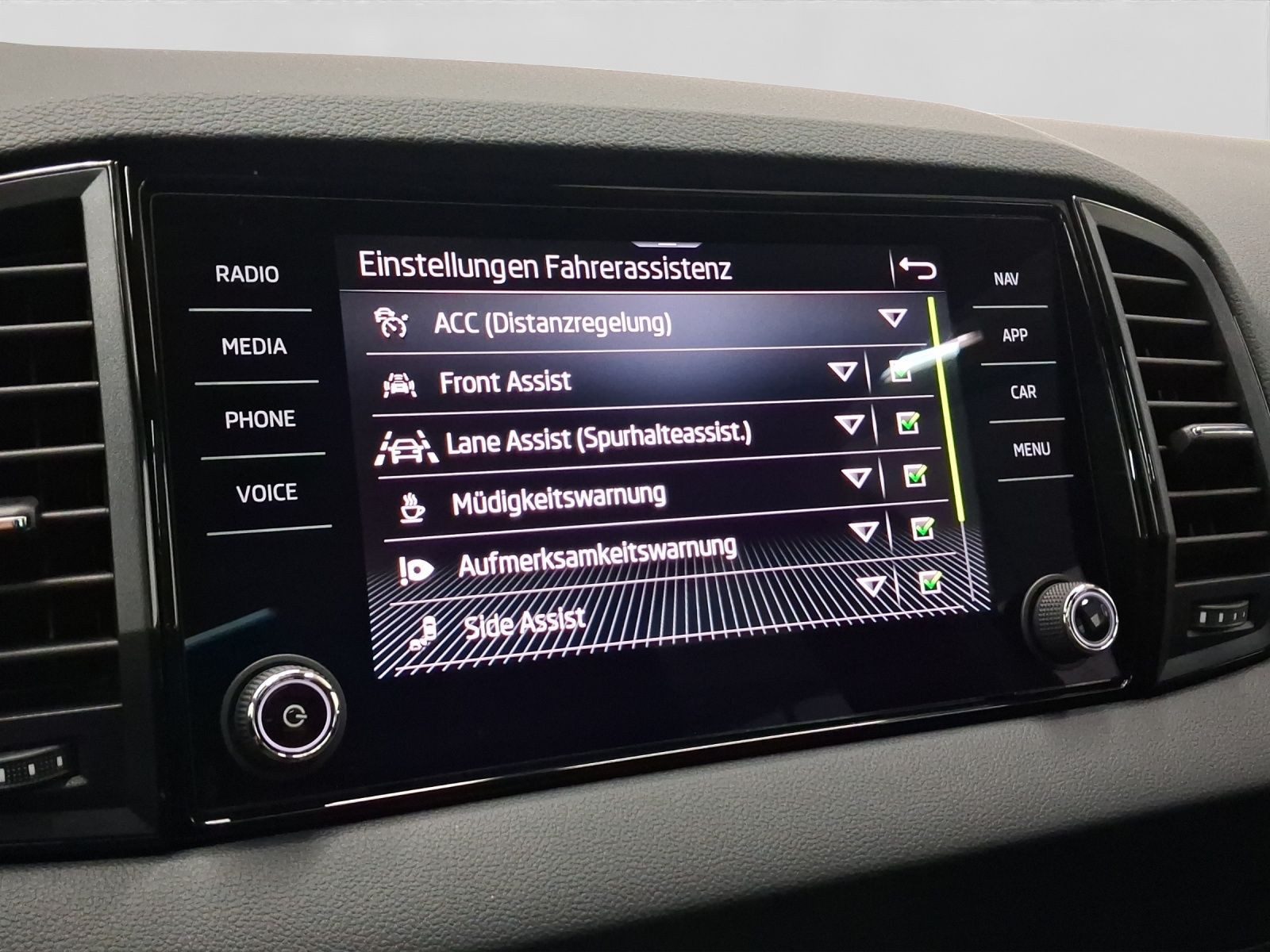 Skoda Karoq – Bild 12