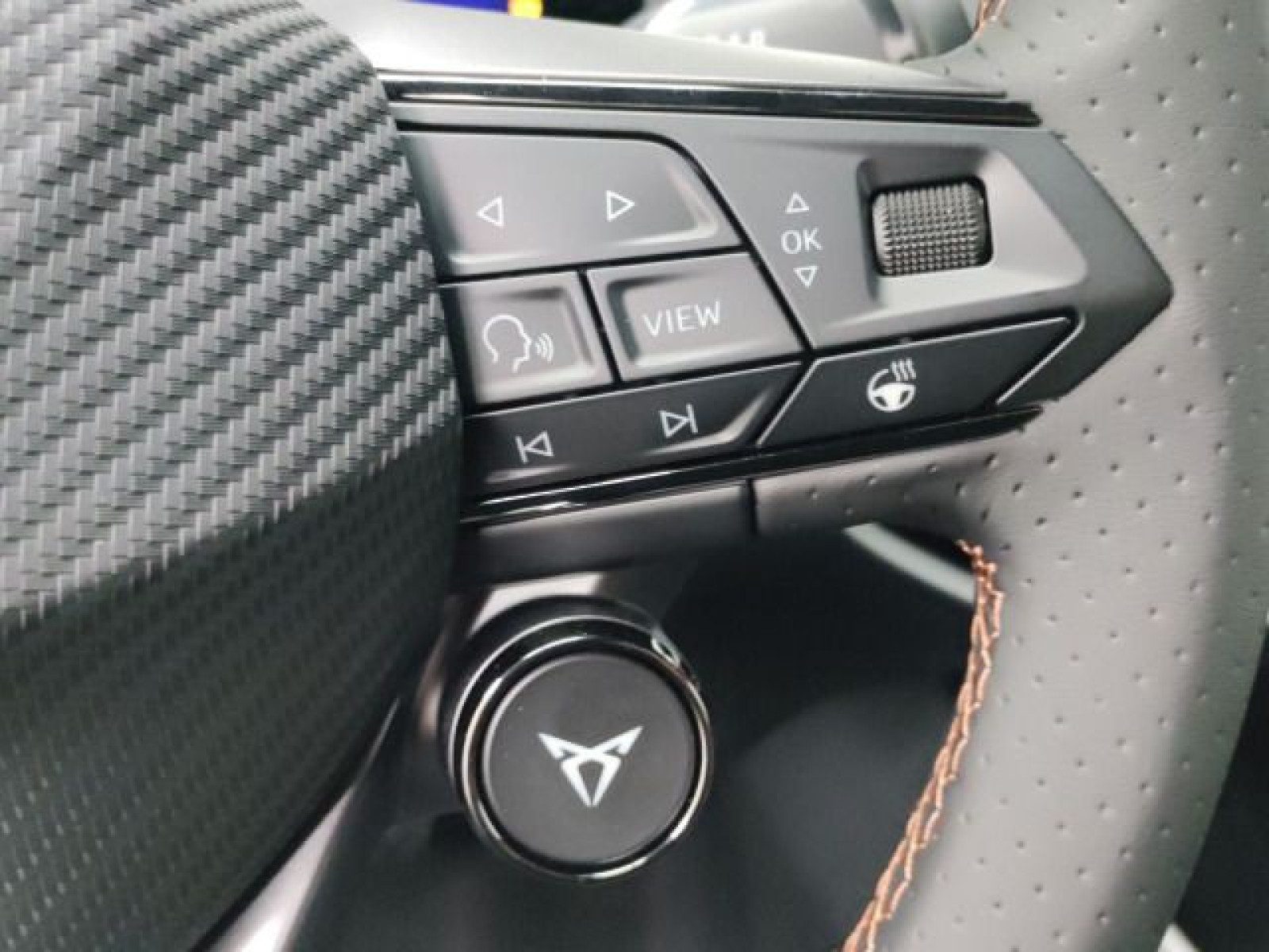 Cupra Raval – Foto 18