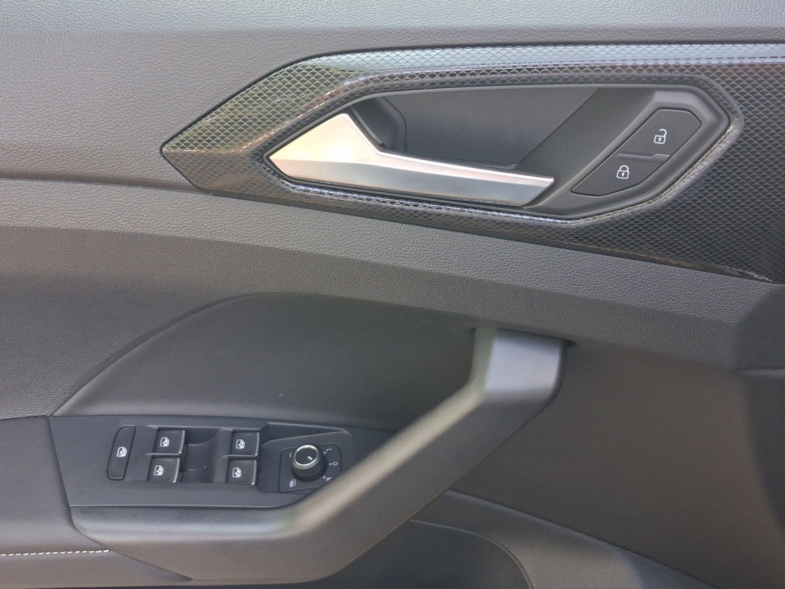 Volkswagen T-Cross – Bild 8